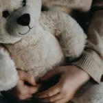 Niña de cinco años queda con nueve días de incapacidad debido a violentas agresiones de parte de su madrastra