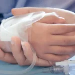 Niño con el 25% del cuerpo quemado quedó a cargo de su hermana de 18 años tras el feminicido de su madre